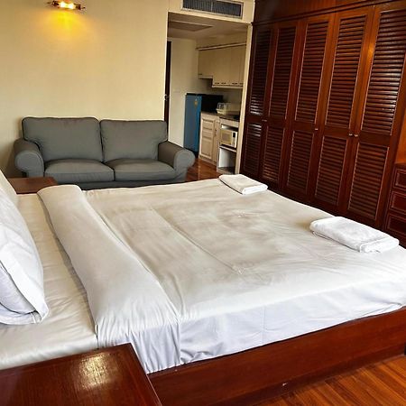 Affordable Serviced Apartments In Nana Omni Tower - Prime Sukhumvit Location Bangkok Luaran gambar