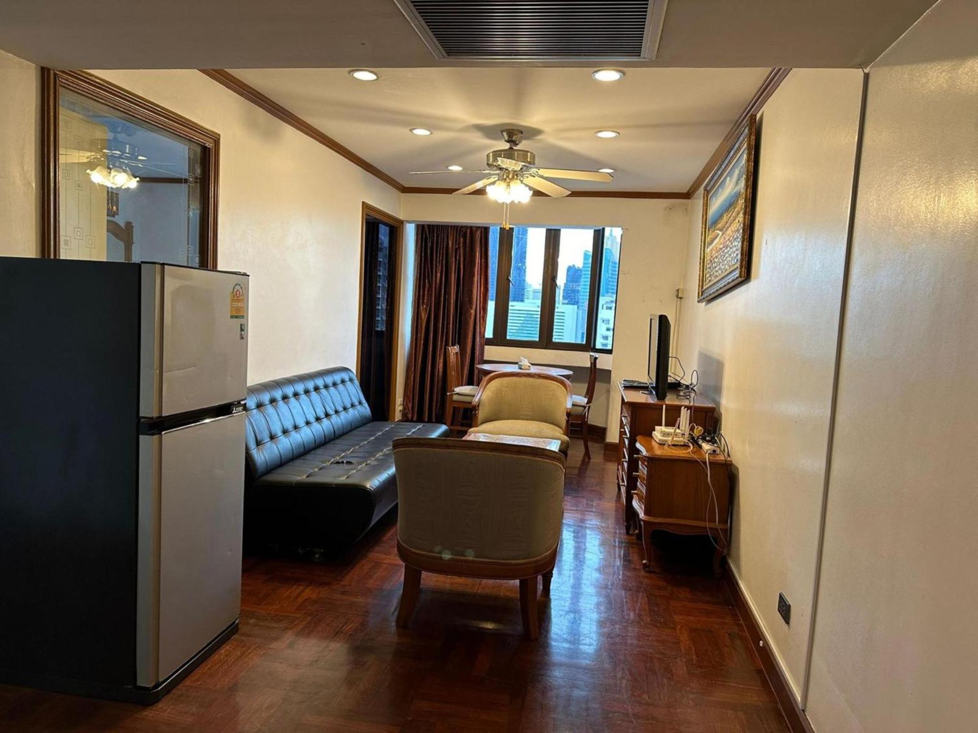Affordable Serviced Apartments In Nana Omni Tower - Prime Sukhumvit Location Bangkok Luaran gambar