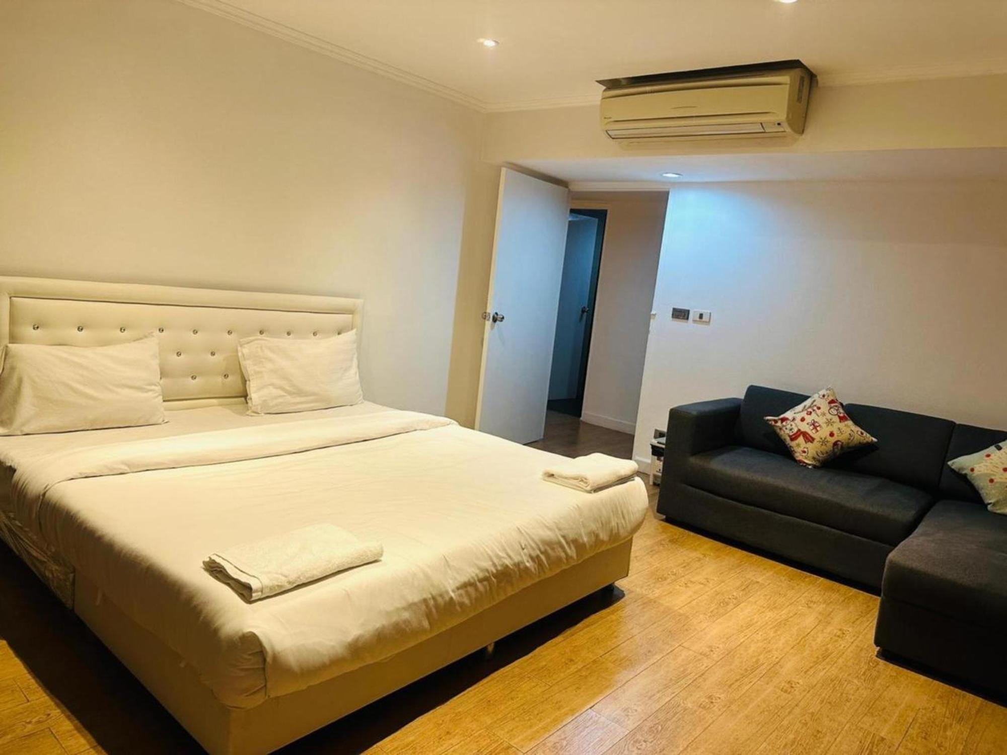 Affordable Serviced Apartments In Nana Omni Tower - Prime Sukhumvit Location Bangkok Luaran gambar