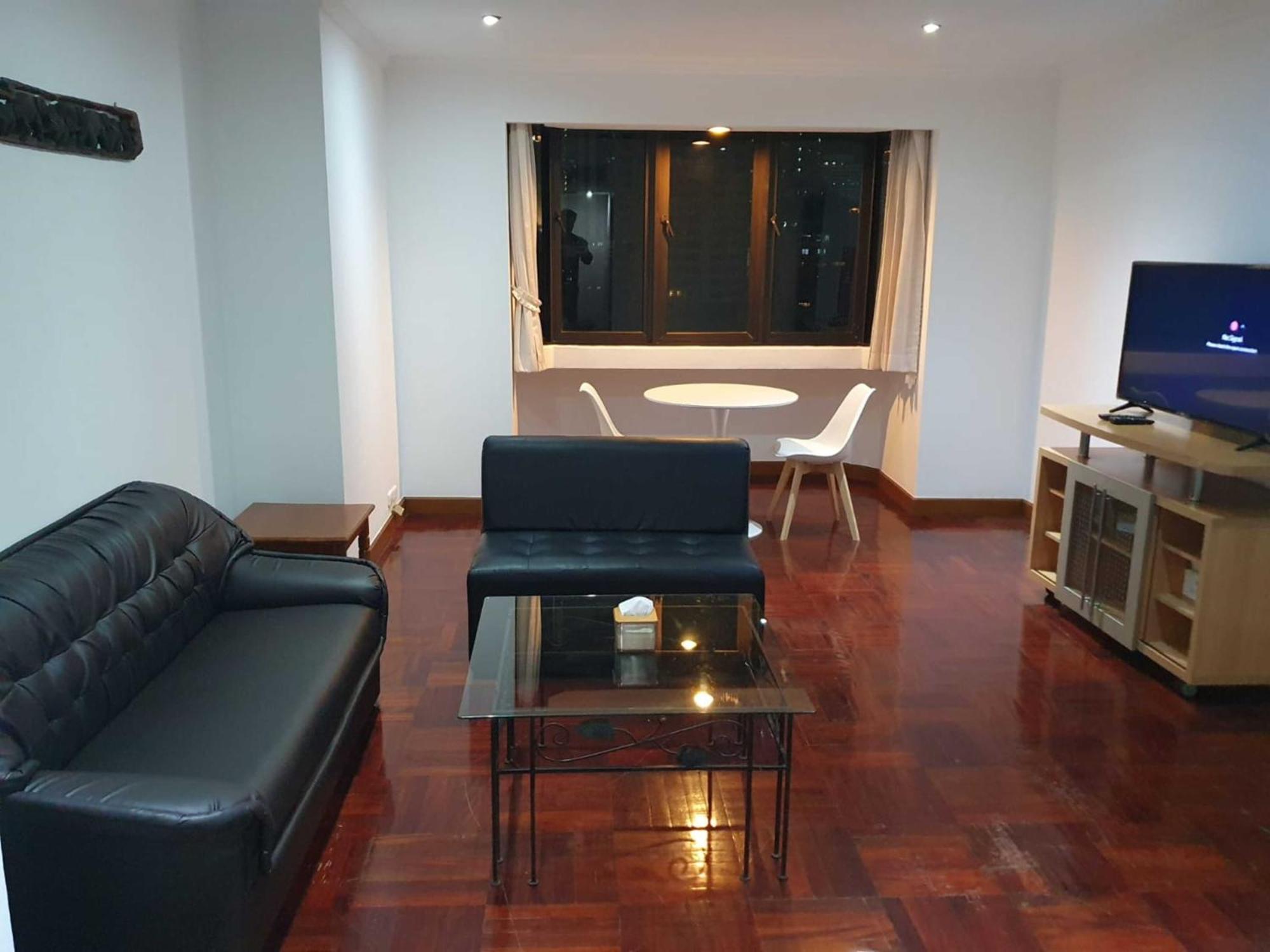 Affordable Serviced Apartments In Nana Omni Tower - Prime Sukhumvit Location Bangkok Luaran gambar