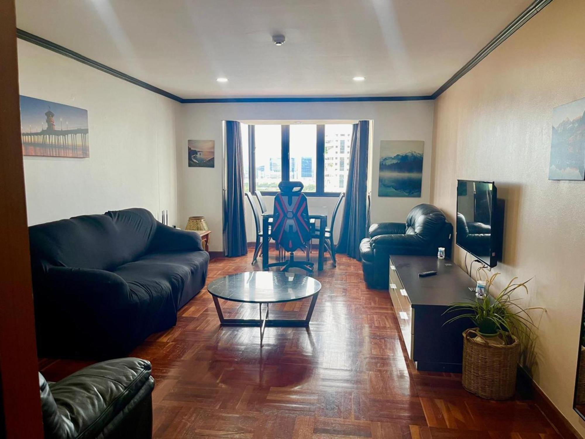 Affordable Serviced Apartments In Nana Omni Tower - Prime Sukhumvit Location Bangkok Luaran gambar